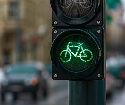 Stay Safe on the Road: Essential Tips for E-Bike Riders